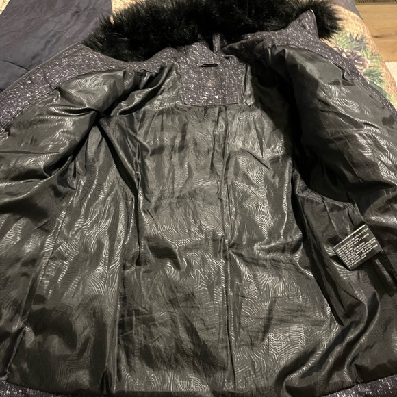 EUC ZERO EXPOSUR COAT SIZE MEDIUM - Picture 4 of 10